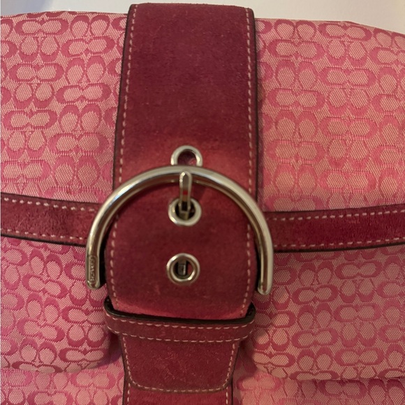 COACH Pink monogram canvas leather shoulder bag purse 12x7x3" suede. - Picture 6 of 15